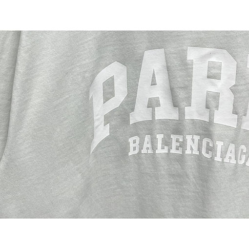 バレンシアガ 半袖Tシャツスーパーコピー 胸元にPARISプリントのショートスリーブ