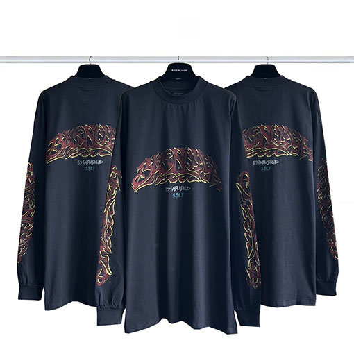 バレンシアガ 長袖 Tシャツコピー BALENCIAGA 火炎グラフィティのロゴ入り長袖Tシャツ ピンク,ネイビー
