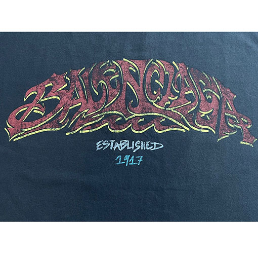 バレンシアガ 長袖 Tシャツコピー BALENCIAGA 火炎グラフィティのロゴ入り長袖Tシャツ ピンク,ネイビー