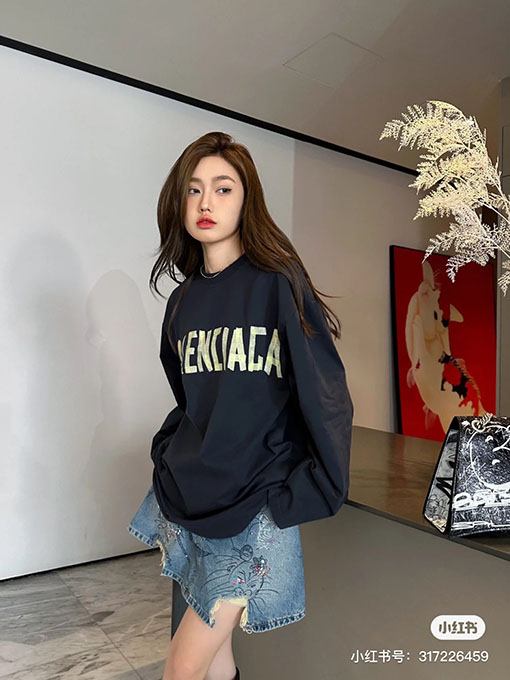 バレンシアガ 長袖 Tシャツコピー BALENCIAGA ビューティフルウェーブ・テープロングスリーブ