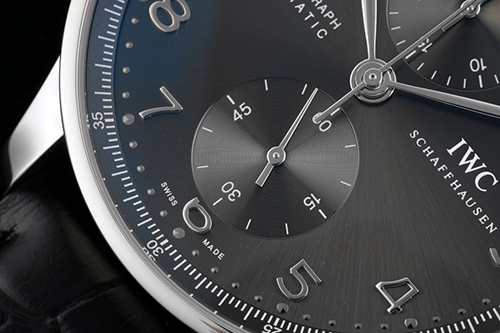 IWC コピー 新商品は文字通り目盛りが丸みを帯びている 人気時計