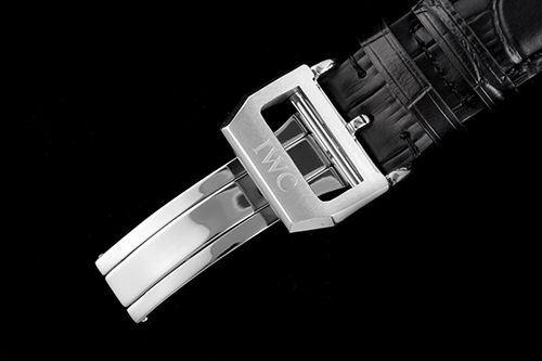 IWC コピー 新商品は文字通り目盛りが丸みを帯びている 人気時計