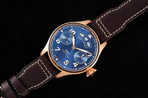 IWC コピー   ブルークリスタルガラス裏蓋一覧ムーブメントの美しさ メンズ  時計  IW502701