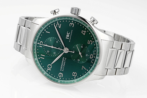 IWCコピー AZは新しい作品を担いでいるIWCポルトガルシリーズのクロノグラフ時計
