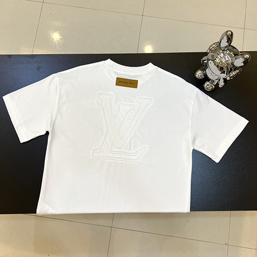 ヴィトン バックパッチ刺繍半袖Tシャツ