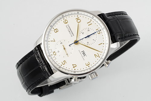 IWCスーパーコピー 絶妙なバックスルー 機械式 ウォッチ 時計 人気時計