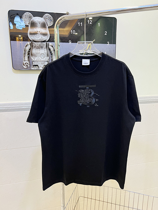 バーバリー TB 半袖Tシャツ スーパーコピー BURBERRYプリント半袖Tシャツメンズファッション