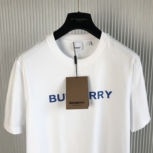 バーバリー半袖Tシャツ スーパーコピー BURBERRYクラシックな文字プリント半袖Tシャツ