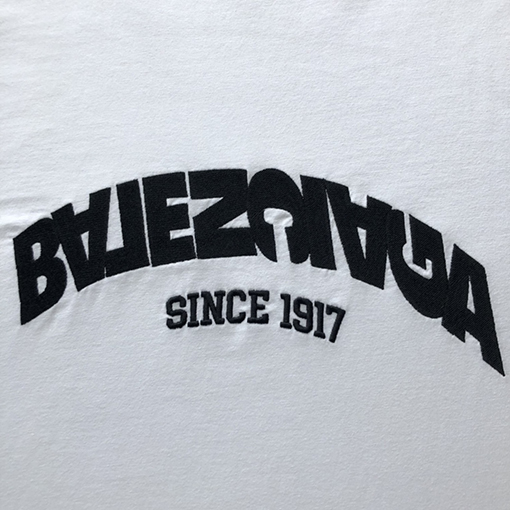 バレンシアガ 半袖Tシャツ スーパーコピー  BALENCIAGA レタリング刺繍ラウンドネック半袖Tシャツ