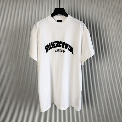 バレンシアガ 半袖Tシャツ スーパーコピー  BALENCIAGA レタリング刺繍ラウンドネック半袖Tシャツ
