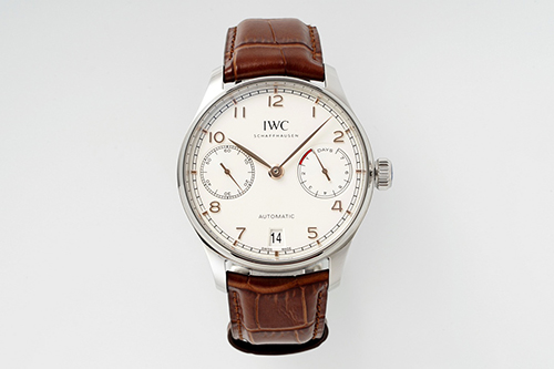 新着情報 IWCスーパーコピー イタリアンカーフレザーとIWCオリジナルレベルの折りたたみバックル 時計
