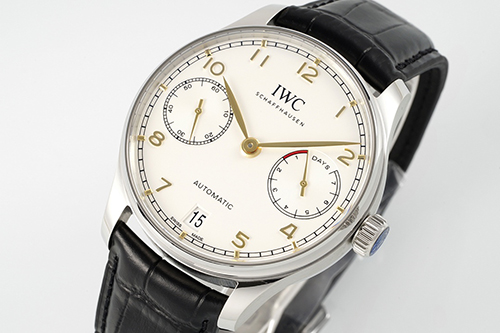 IWCスーパーコピー  防水 牛革とIWCオリジナルレベルの折りたたみバックル メンズ 時計