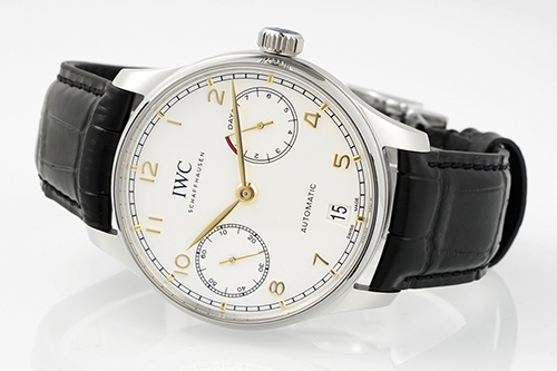 IWCスーパーコピー  防水 牛革とIWCオリジナルレベルの折りたたみバックル メンズ 時計