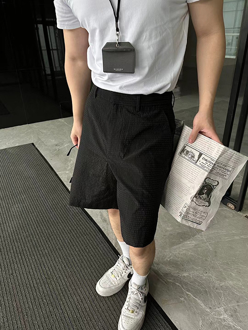 プラダ 短パン スーパーコピー PRADAメンズ ショート ハーフパンツ