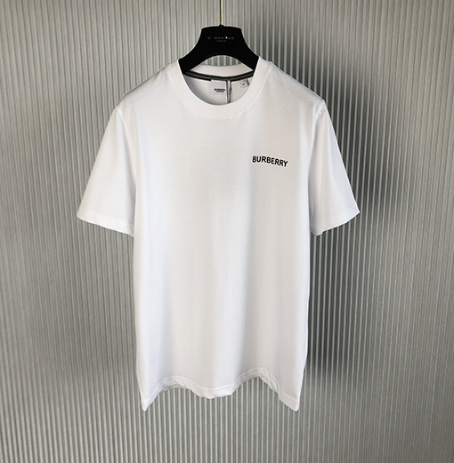 バーバリー 半袖Tシャツ スーパーコピー レターバッジ半袖TシャツBURBERRY シンプルなクラシックなデザイン