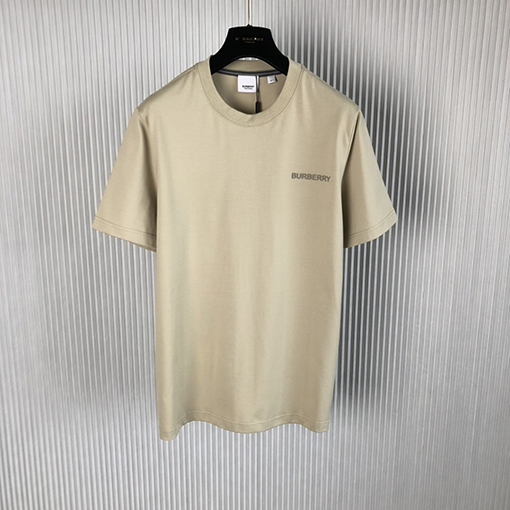 バーバリー 半袖Tシャツ スーパーコピー レターバッジ半袖TシャツBURBERRY シンプルなクラシックなデザイン