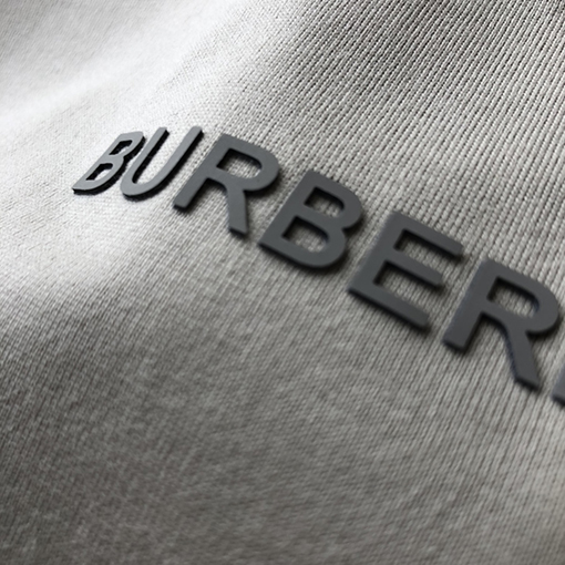 バーバリー 半袖Tシャツ スーパーコピー レターバッジ半袖TシャツBURBERRY シンプルなクラシックなデザイン
