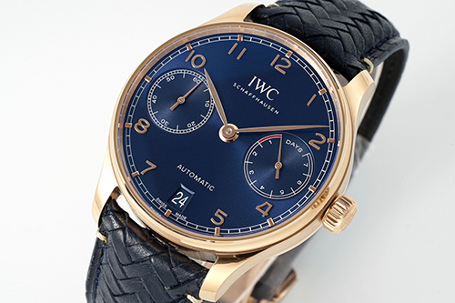 IWCスーパーコピー 牛革ベルト付きメンズウォッチ 新作 人気 スイス時計 メンズ