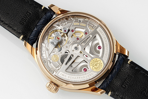 IWCスーパーコピー 牛革ベルト付きメンズウォッチ 新作 人気  スイス時計 メンズ
