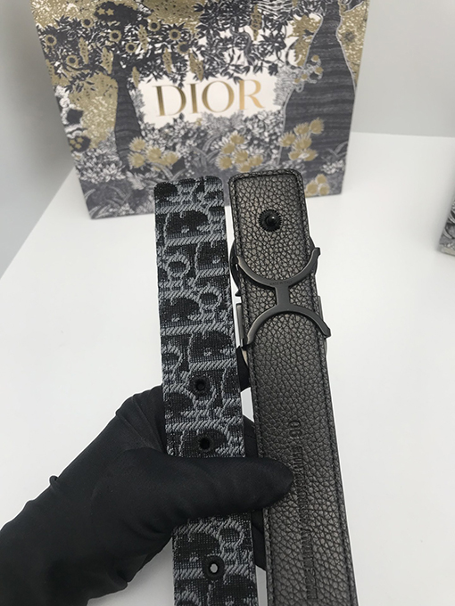 ディオール ベルトスーパーコピー  DIOR  30Montaigne リバーシブルベルト