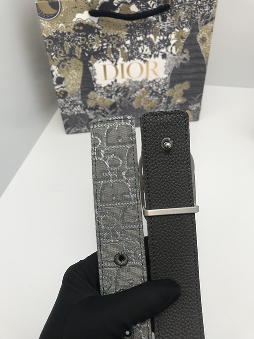 ディオール ベルトスーパーコピー  DIOR  30Montaigne リバーシブルベルト