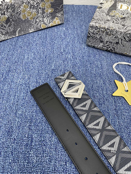 ディオール ベルトコピー DIOR  3.8cmダブルフェイス ネイビーブルー CDダイヤモンド パターン