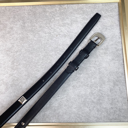 セリーヌ ベルトスーパーコピー CELINE 立体フロートバックル レディースベルト