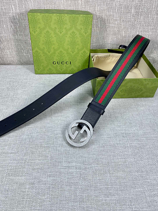 グッチベルト スーパーコピー GUCCI クラシックキャンバス織り、レザーボーダーとダブルGオリジナルスチールバックル付き 4.0cm幅