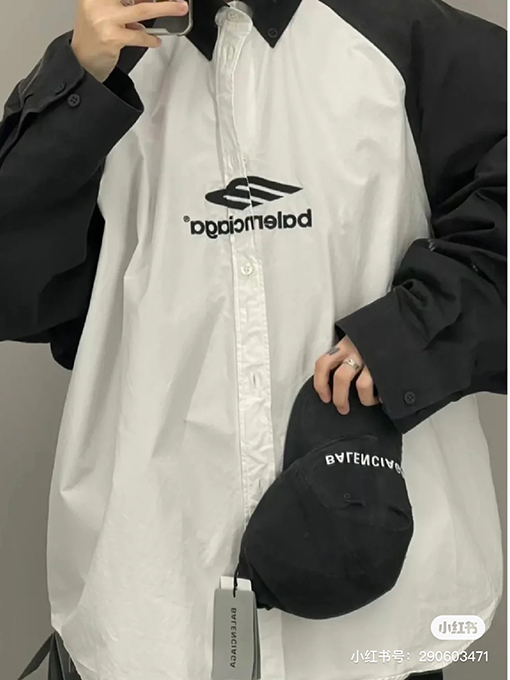 バレンシアガシャツ コピー  BALENCIAGA モノクロ刺繍ロゴ入りショルダーシャツ