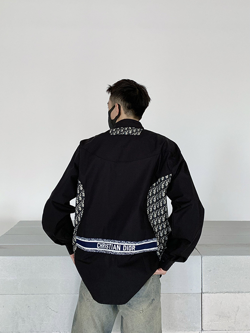 ディオールシャツ コピー DIOR マルチテクニック切り替えオールドフラワーロングスリーブシャツ、刻印ロゴボタン