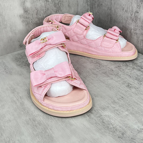 シャネルコピー  メンズサンダル 人気
