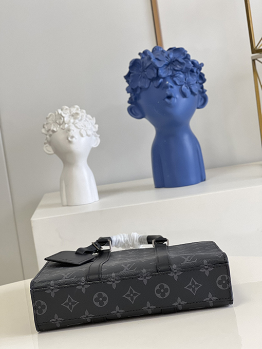 ヴィトンショルダー バックスーパーコピー Sac Plat 手袋インスパイア、Monogram Eclipse Reserve 帆布で洗練されたデザイン M46098