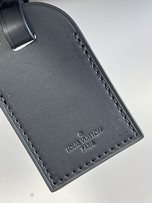 ヴィトンショルダー バックスーパーコピー Sac Plat 手袋インスパイア、Monogram Eclipse Reserve 帆布で洗練されたデザイン M46098