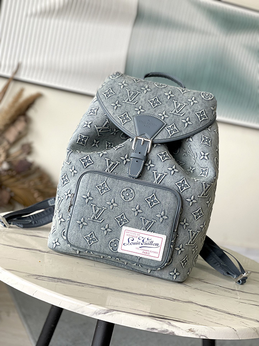 ヴィトンリュックサック スーパーコピー ダブルショルダーバッグ、モノグラム柄の浮き彫り刺繍入りジーンズ生地 M22534