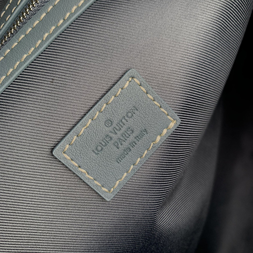 ヴィトンショルダー バックスーパーコピー  Keepall Bandoulière 50 旅行バッグ、モノグラム柄で週末短旅行に最適 M22532