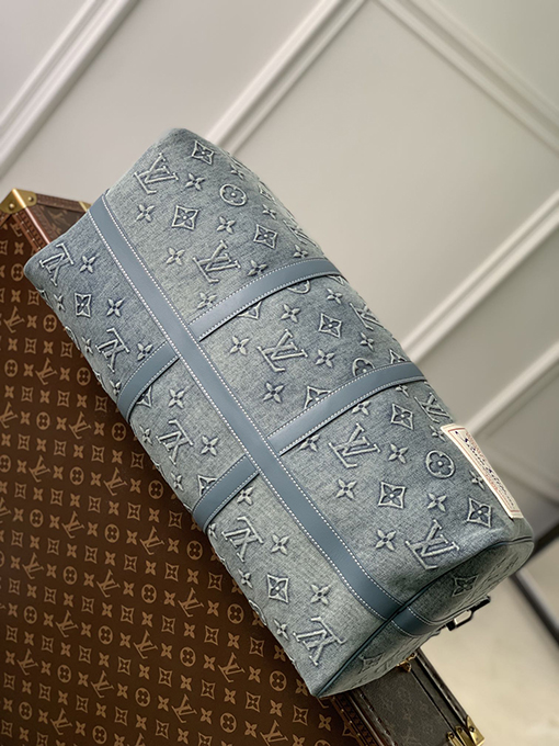 ヴィトンショルダー バックスーパーコピー Keepall Bandoulière 50 旅行バッグ、モノグラム柄で週末短旅行に最適 M22532