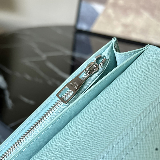 ヴィトン  財布 スーパーコピー Louis Vuitton の Brazza財布     M82306