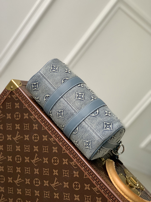 ヴィトン ショルダーバッグ スーパーコピー Keepall Bandoulière 25 M22762