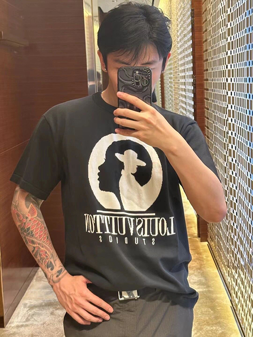 ヴィトンニット Tシャツスーパーコピー Louis Vuitton ダブルフィギュア フラワーニット ショートスリーブTシャツ