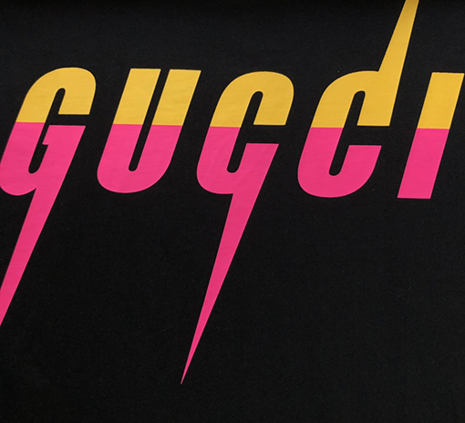 グッチ 半袖Tシャツ スーパーコピー GUCCI ブレード ロゴ ラウンドネックショートスリーブTシャツ