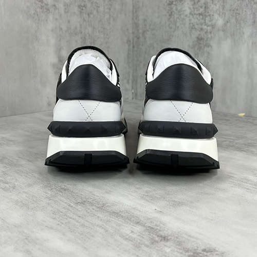 ヴァレンティノスーパーコピー 反毛牛革軽贅沢レトロジョギングシューズ