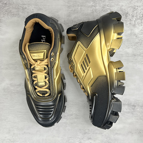 プラダコピー  ラバー厚底23 ssスプレーカラーシリーズカップルスポーツ シューズ