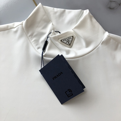 プラダ 長袖 Tシャツ スーパーコピー スタンドカラー ロゴ レギンス ロングスリーブトップ
