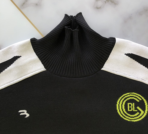 バレンシアガ  ニット セーター BALENCIAGAスーパーコピー ハイネック サッカー ニット