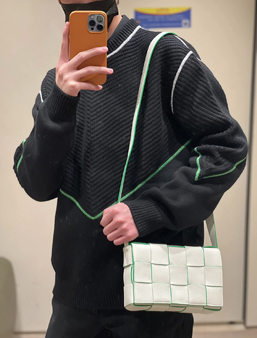 ボッテガヴェネタ ニット セータースーパーコピ BOTTEGA VENETAー 逆三角形デザイン プルオーバーニット