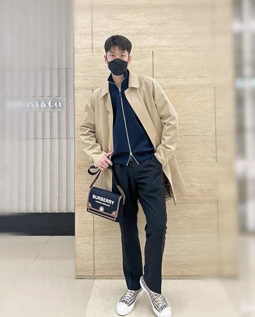 バーバリー コート  スーパーコピー  BURBERRY 防水素材ウィンドブレーカーコート