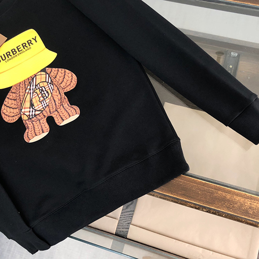 バーバリー 長袖 Tシャツ コピー 2023秋冬の新しいカップルの襟のガードル