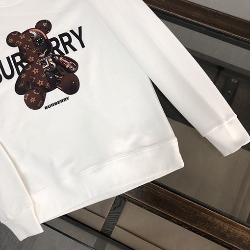 バーバリー スーパーコピー 23ss新品 胸リングタグ BURBERRY刺繍 長袖シャツ