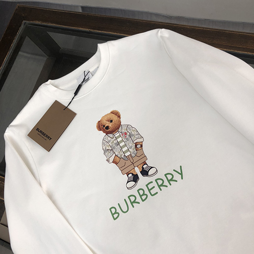 バーバリーコピー 2023秋冬カップルのガードルが衝撃的に登場 BURBERRY 長袖 Tシャツ