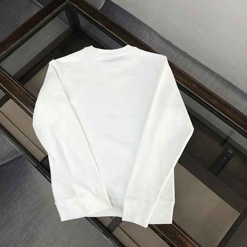 バーバリーコピー  2023秋冬カップルのガードルが衝撃的に登場 BURBERRY  長袖 Tシャツ